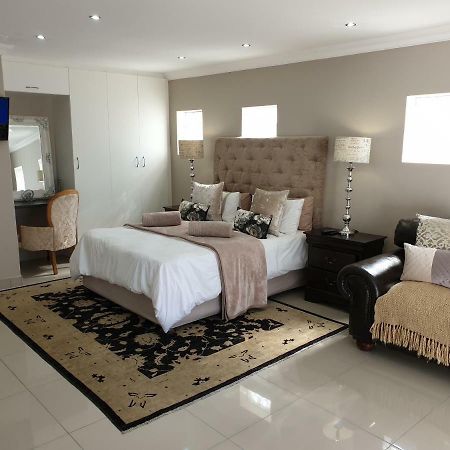 Pongola Road Self Catering Accommodation Uitenhage Экстерьер фото