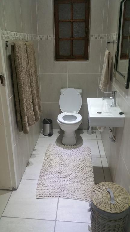 Pongola Road Self Catering Accommodation Uitenhage Экстерьер фото