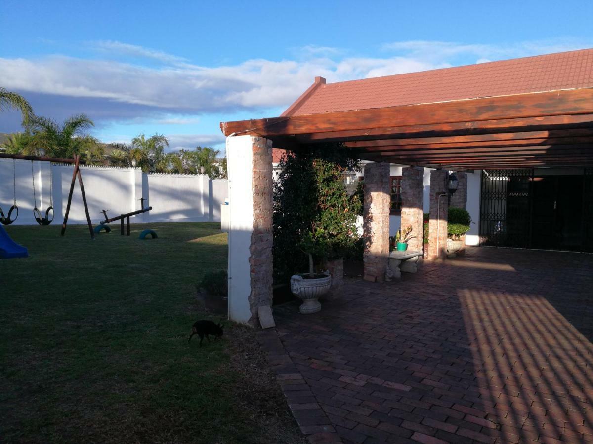 Pongola Road Self Catering Accommodation Uitenhage Экстерьер фото