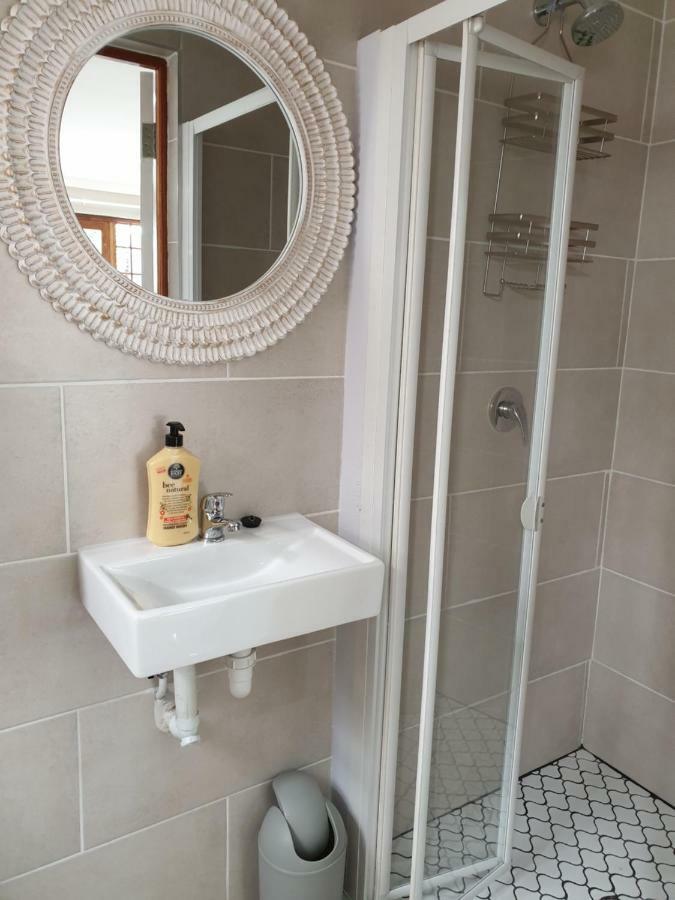 Pongola Road Self Catering Accommodation Uitenhage Экстерьер фото