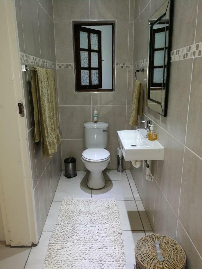 Pongola Road Self Catering Accommodation Uitenhage Экстерьер фото