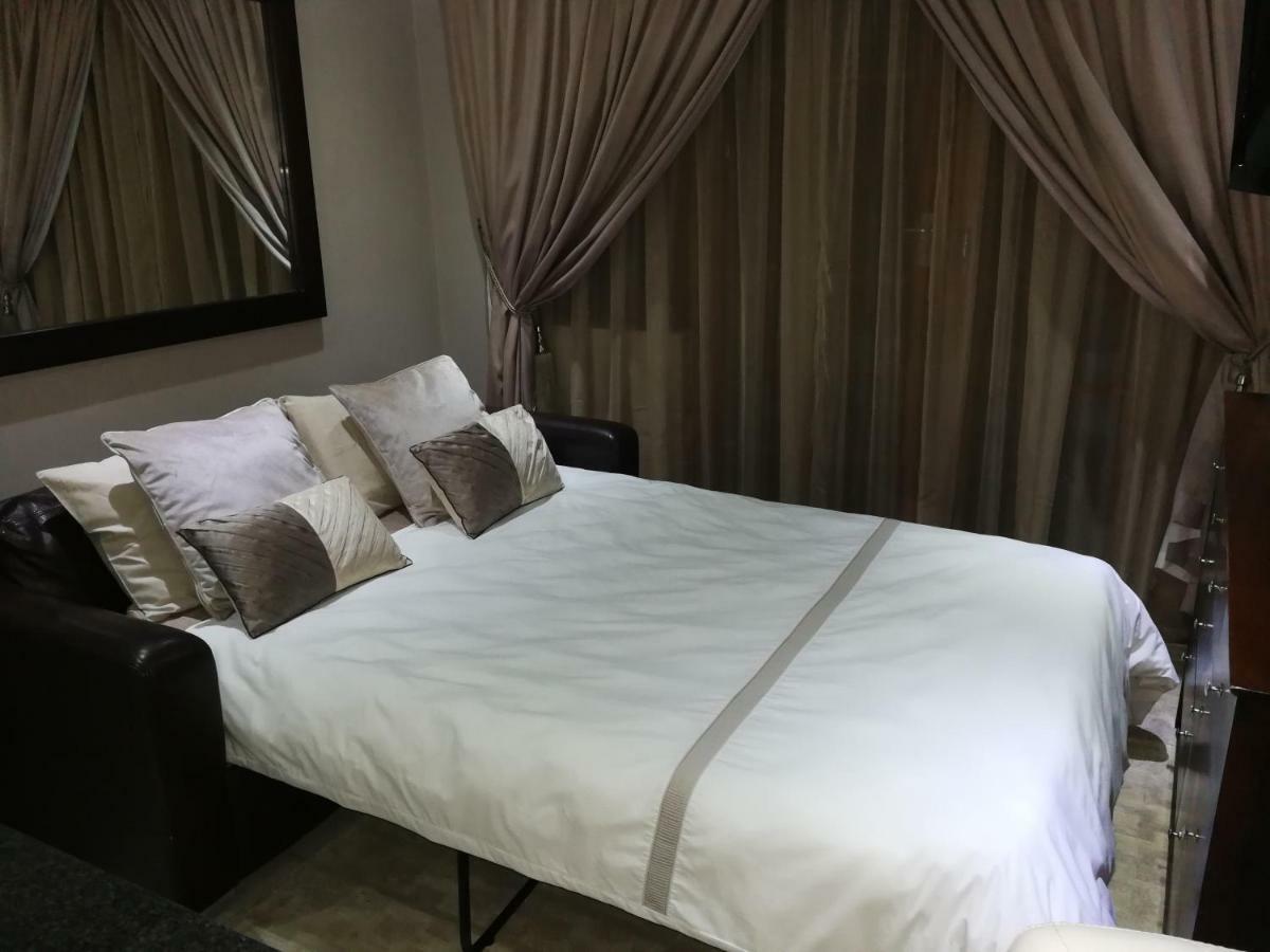 Pongola Road Self Catering Accommodation Uitenhage Экстерьер фото